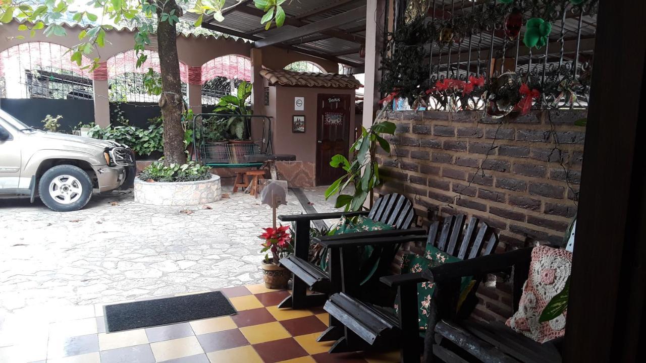Hotel El Almendro Copan Экстерьер фото
